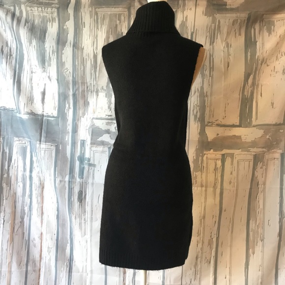 Black Sleeveless Turtle Neck sweater Dress - Picture 4 of 8